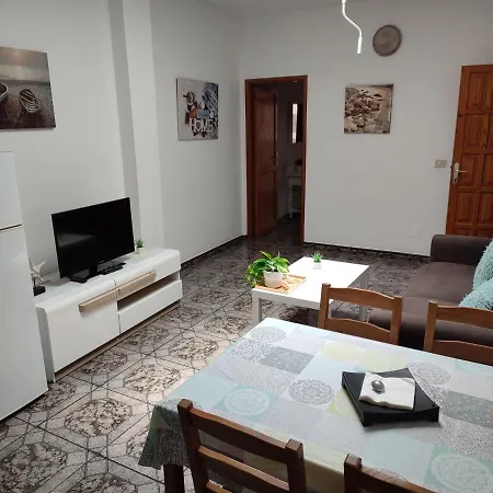 Apartamento Frente Al Mar Órzola