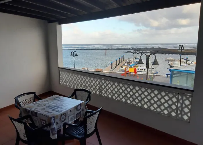 Frente Al Mar *